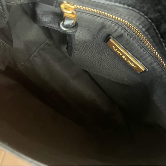 TORY BURCH FLEMING SATCHEL - Picture 14 of 16